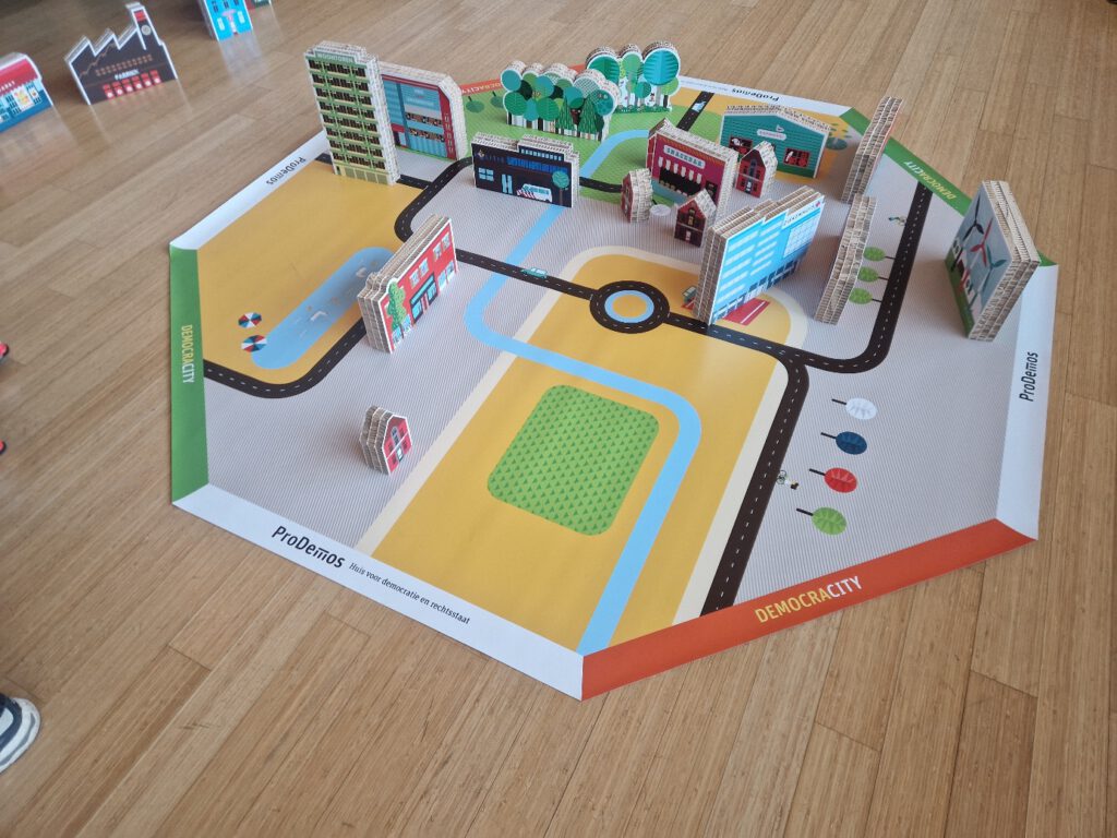 DEMOCRACITY SPEL 19 JANUARI 2026